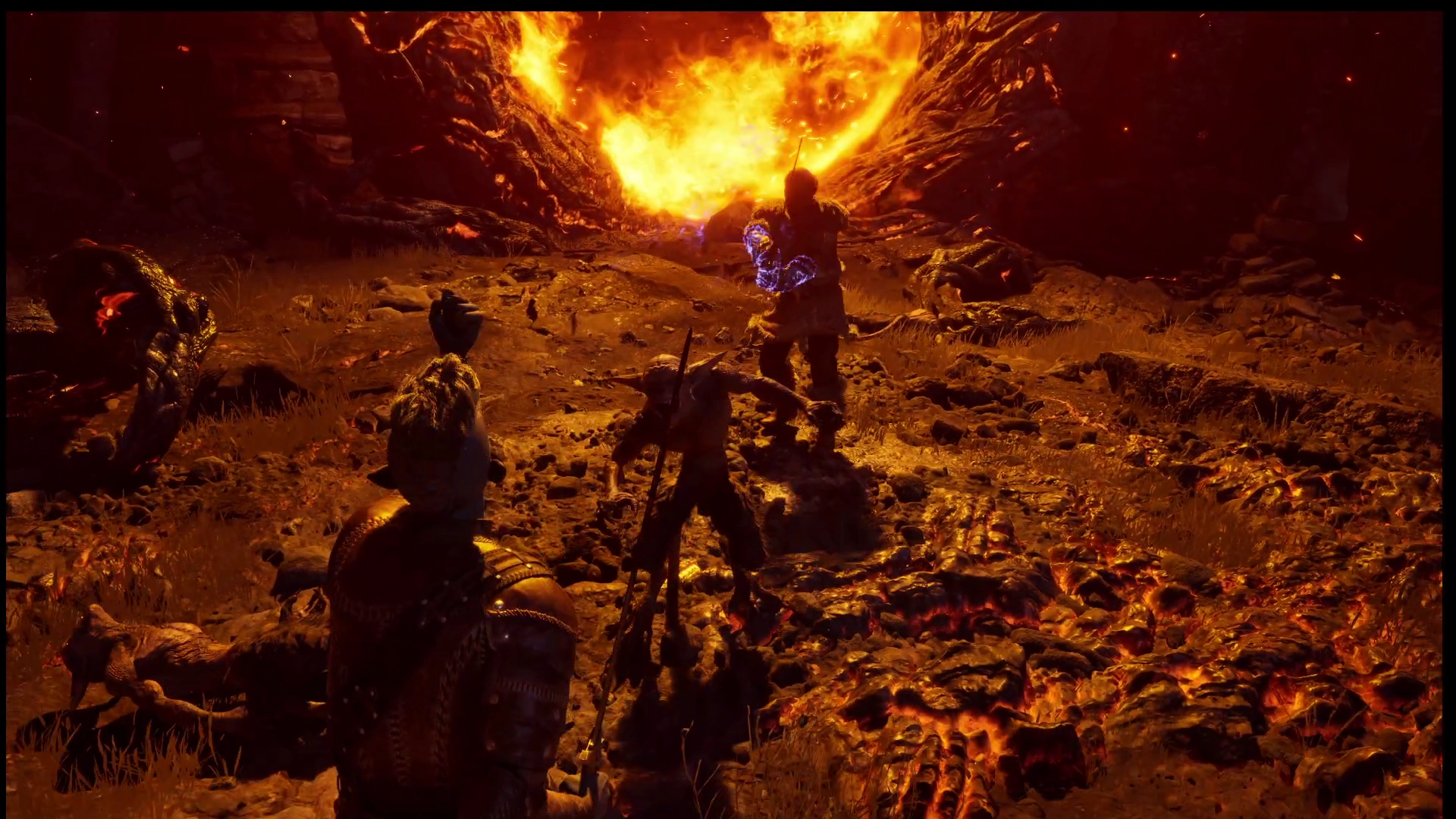 Players facing an Oblivion Gate together